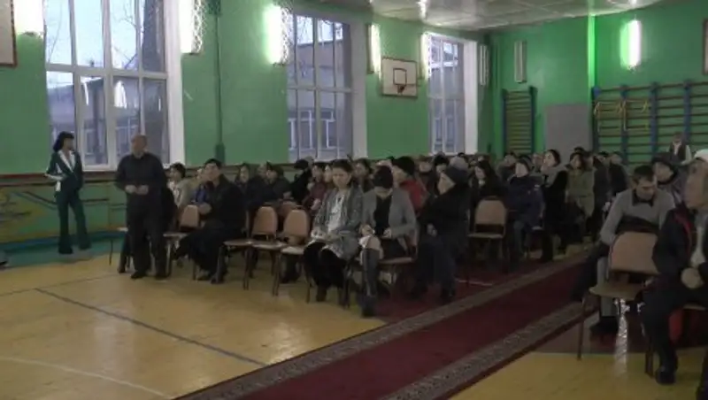 Родительские собрания с участием полицейских проходят в колледжах Алматы