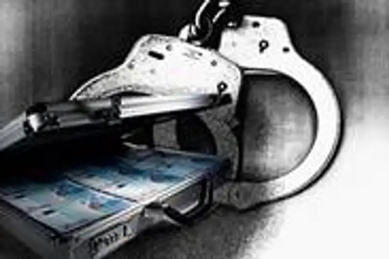В Атырауской области вынесен приговор мошеннику по 5 уголовным делам, фото - Новости Zakon.kz от 16.10.2012 18:29