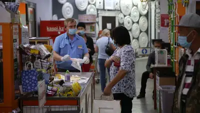 может ли владелец магазина взять на работу иммигранта, фото - Новости Zakon.kz от 27.09.2022 10:35
