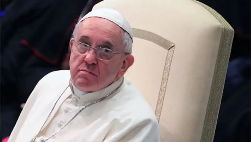 Папа Римский разрешил бить детей