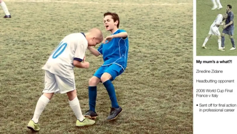 Британский фотограф воссоздал легендарные футбольные моменты при помощи детей