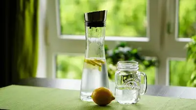 лимон, вода, напиток, здоровье, фото - Новости Zakon.kz от 14.04.2022 11:00