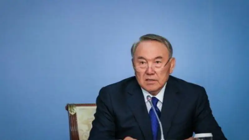 Назарбаев раскритиковал министров за неухоженные деревья