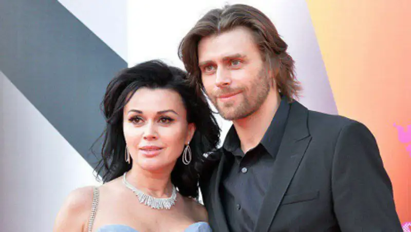 Муж Заворотнюк поселился в клинике