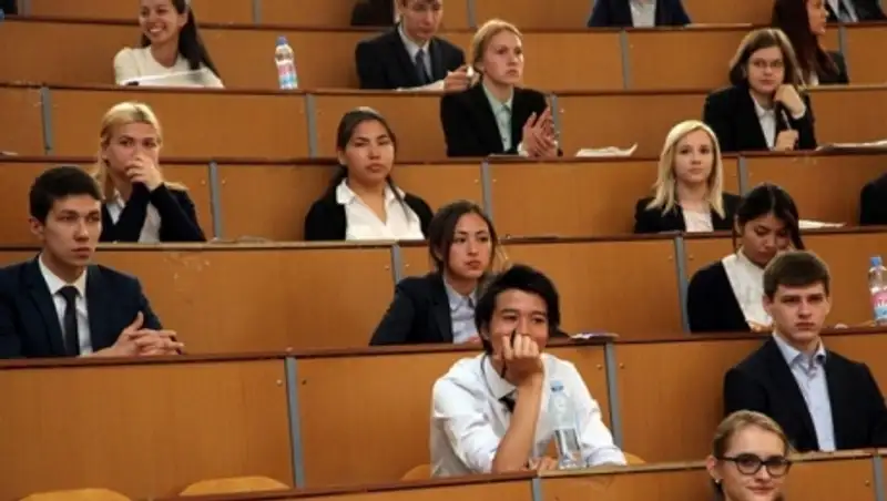 Средний балл ЕНТ у выпускников Костанайской области составил 78,75