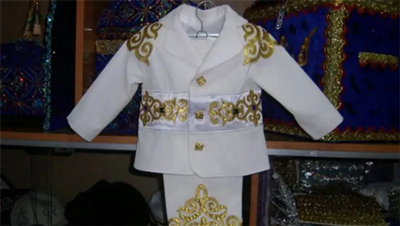 Национальные костюмы карагандинских мастериц становятся отечественным брендом