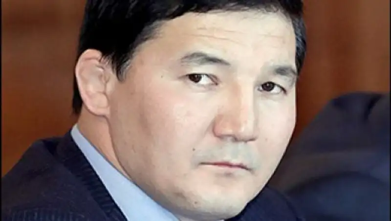 Появилось фото задержанного кыргызского депутата с "боссом узбекской мафии"