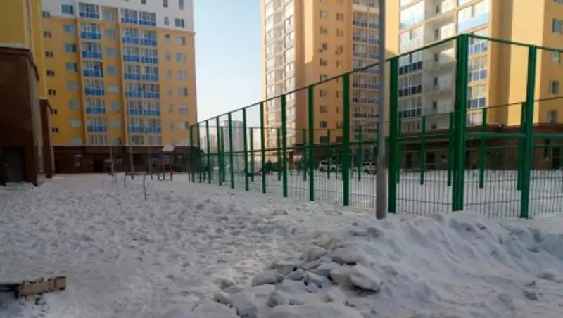 За плохую уборку снега возле домов в столице наказывают КСК