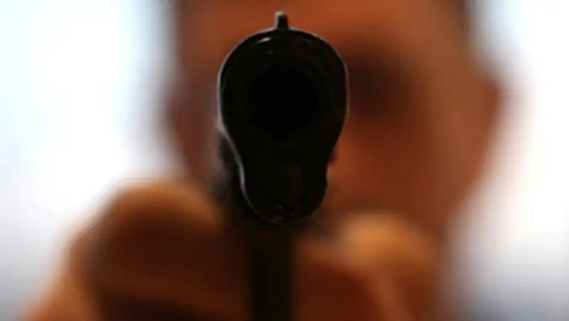 В Актау мужчину осудили на пять лет за ограбление с применением игрушечного пистолета