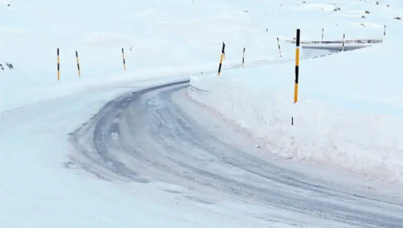 Узбекистанцы застряли в мороз на трассе в Актюбинской области