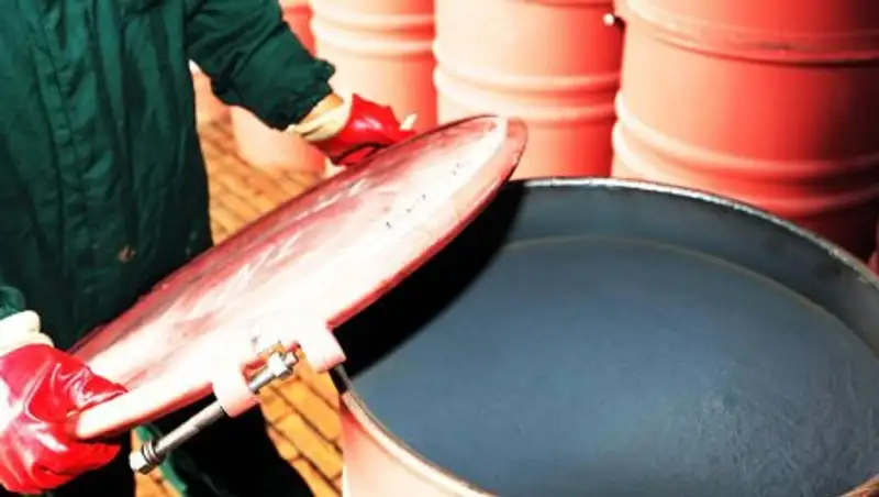 Казахстан выполнит обязательства по снижению добычи урана в 2017 году