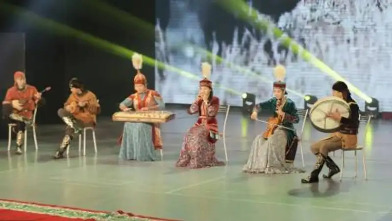 В Нур-Султане прошел фестиваль языков народа Казахстана, посвященный Дню Независимости