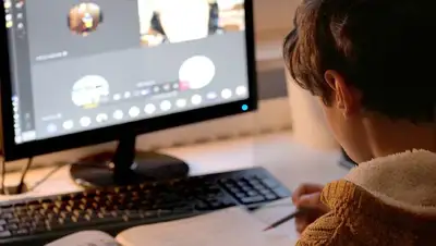 Утверждены минимальные требования к объектам информатизации в детсадах, школах и колледжах, фото - Новости Zakon.kz от 21.11.2022 16:15