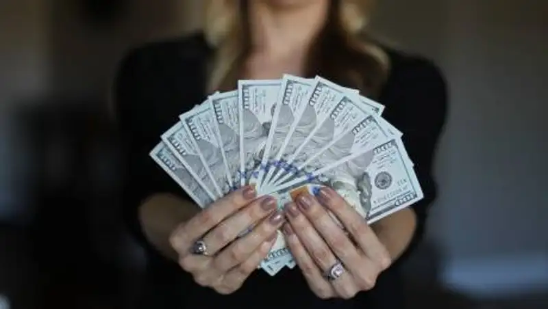 Представительницы каких знаков зодиака легко променяют любовь на богатство