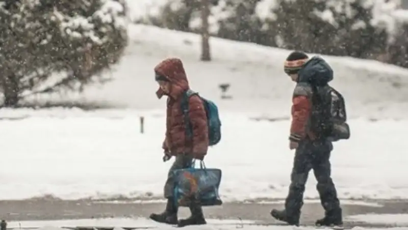 Из-за сильной метели в Астане отменили занятия для младших классов