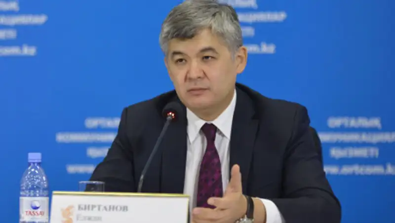 Лекарства по рецепту: глава Минздрава разъяснил ситуацию