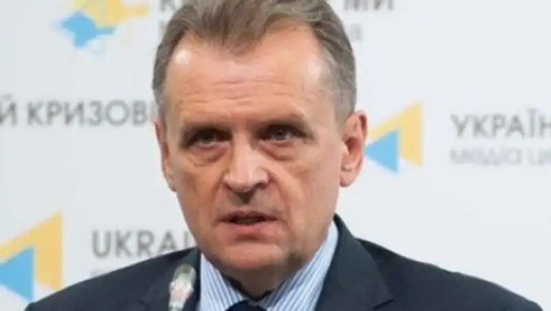 Советник Яценюка подал в отставку