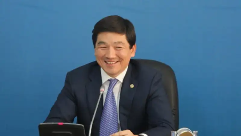 Байбек освобожден от должности акима Алматы