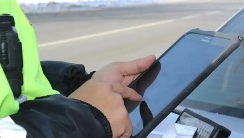 Полицейским докупят более 4 тысяч планшетов