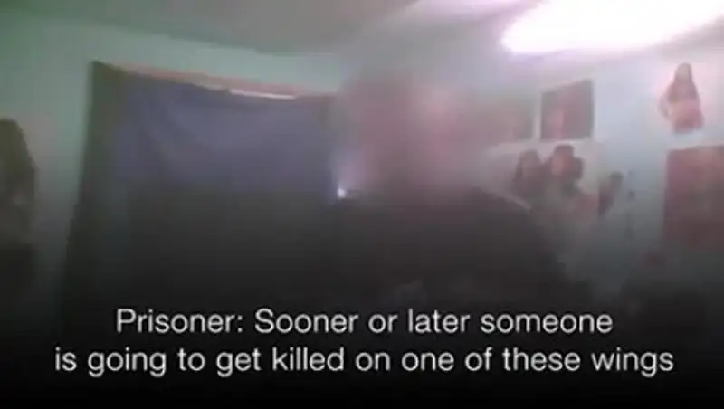 Британец два месяца провел в тюрьме ради репортажа о заключенных-наркоманах