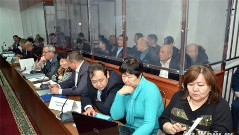 В Атырауской области по делу экс-акима Рыскалиева еще 3 свидетеля пошли под суд