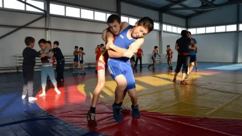 Новый физкультурно-оздоровительный центр открыли в Павлодарской области