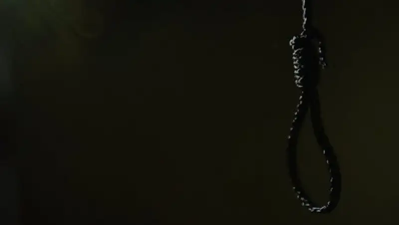 Армейский лейтенант повесился в гараже в Атырау