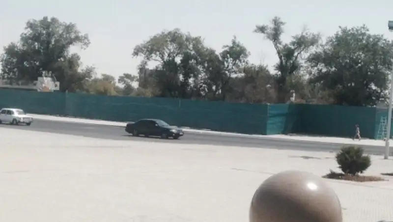 В городском парке Актау началась реконструкция