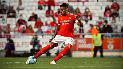 Футболист Бенфика Ограбление, фото - Новости Zakon.kz от 14.12.2021 16:39