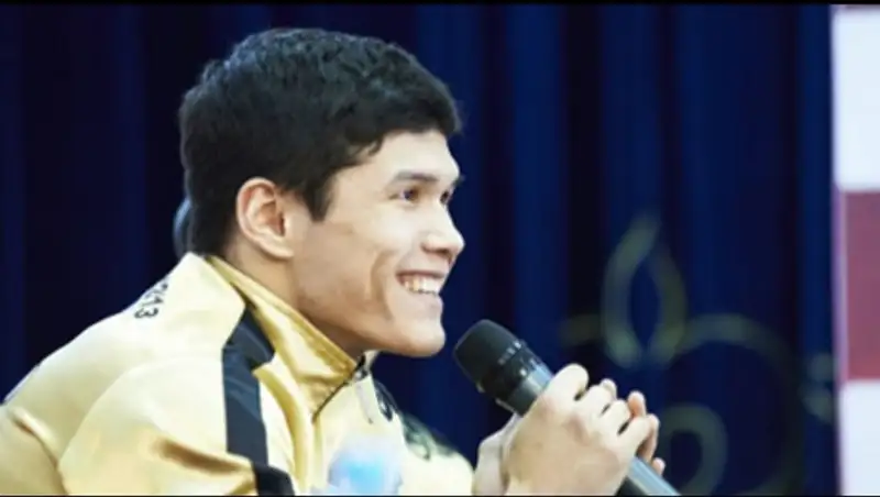 Лучший боксер планеты–2014: «Жениться пока не собираюсь»