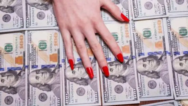 Мошенница из Тараза выманила у казахстанцев 90 млн тенге