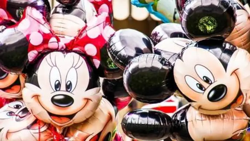 Disney может отказаться от показа своих новых фильмов в кинотеатрах