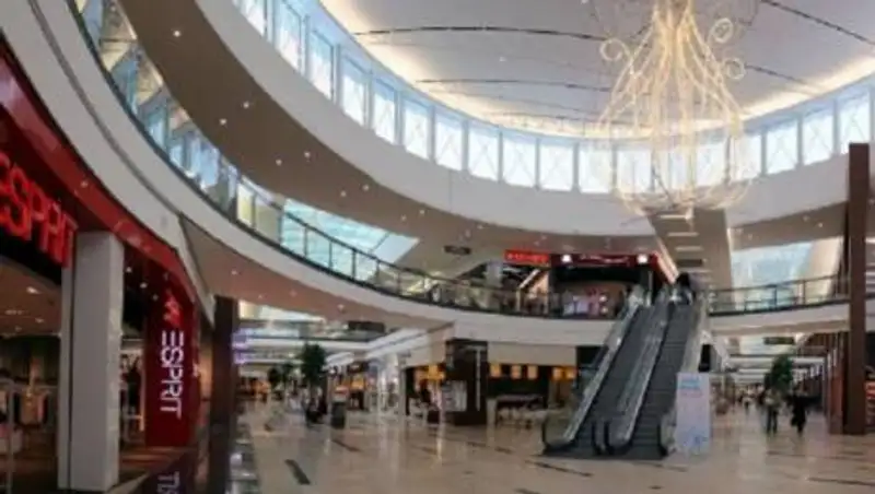 ТРЦ будут работать по субботам в Казахстане