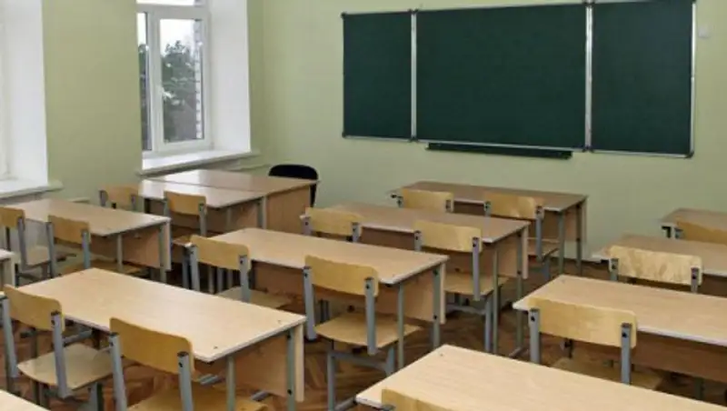 В школах Нур-Султана отменили занятия для начальных классов