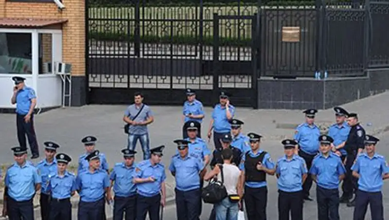 Возле генконсульства России в Одессе предотвратили теракт