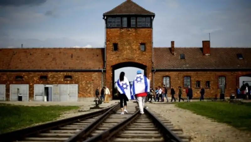В ФРГ будут судить бывшего санитара Освенцима за соучастие в убийстве 3,6 тыс. человек 