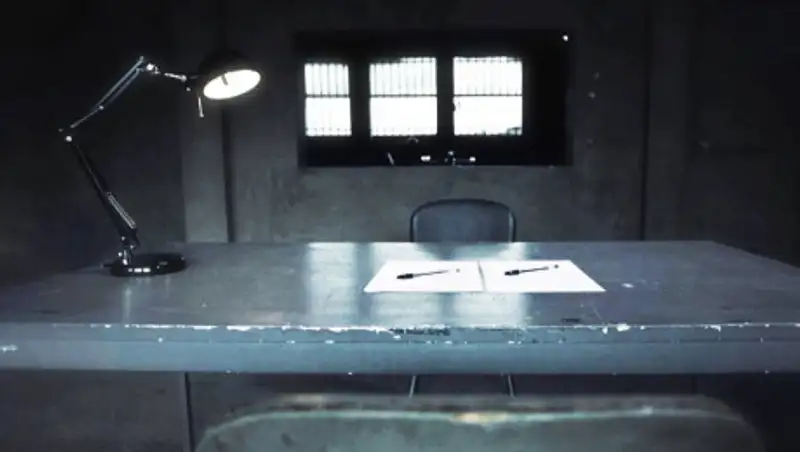 По крушению самолета Bek Air в Алматы допросили 300 человек