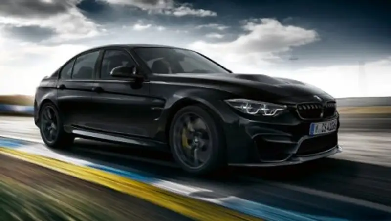 BMW представила 460-сильный M3 CS
