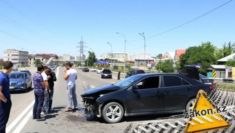 В Алматы водитель Nexia спровоцировал серьезное ДТП и скрылся