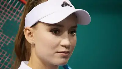 Теннис второй круг Поражение, фото - Новости Zakon.kz от 21.04.2022 19:32