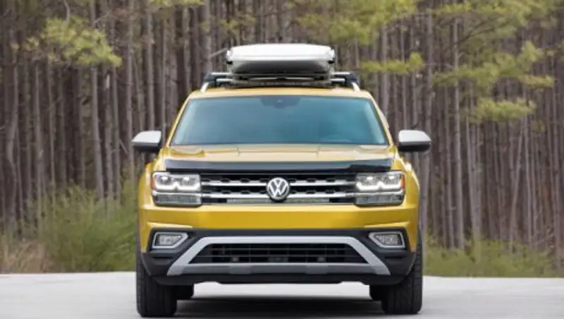 VW Atlas получил 500-литровый багажник на крыше