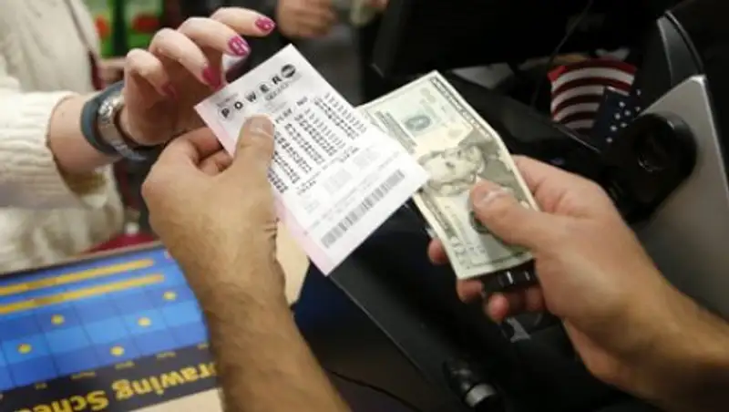 Ирландский футболист выиграл миллион евро в лотерею