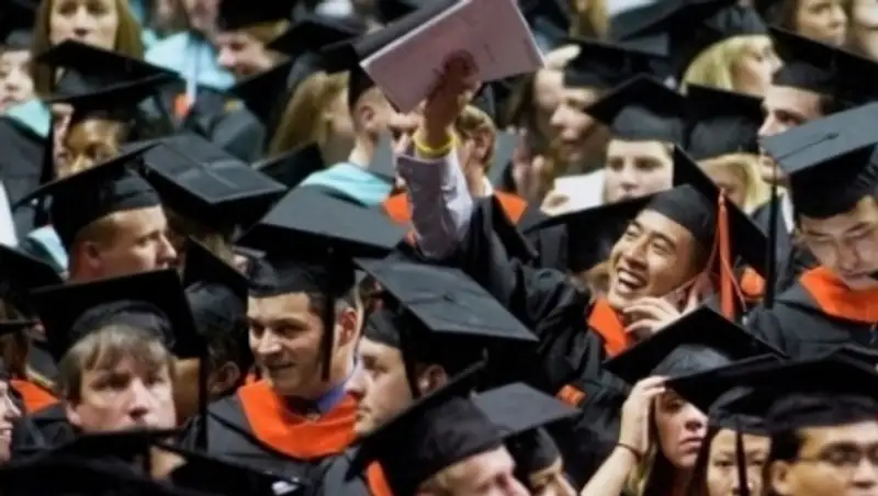 Каждый из 177 тысяч выпускников казахстанских вузов может стать "бриллиантом"