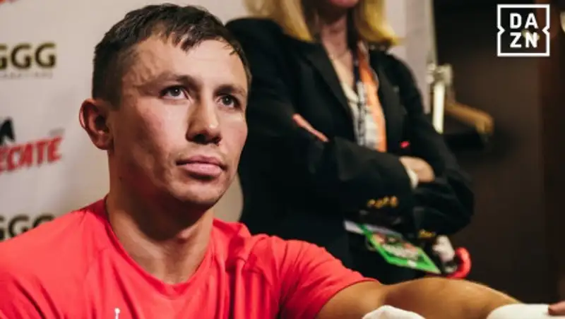 "Канело" ответил смайликом на вызов Головкина