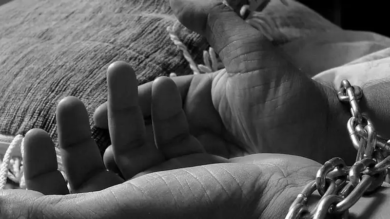 Жительница Костаная вовлекала студенток в проституцию