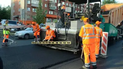 Атырау дороги ремонт , фото - Новости Zakon.kz от 08.09.2022 11:51