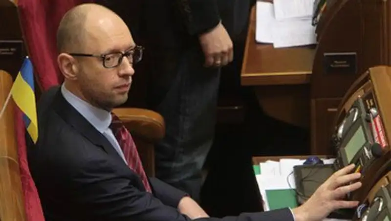 Яценюк едет к Обаме вместе искать пути решения ситуации в Крыму