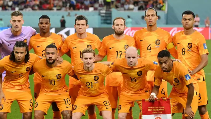 Первым четвертьфиналистом ЧМ-2022 по футболу стала Голландия