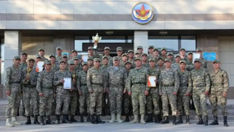 В борьбе за звание лучших алматинские мотострелки, танкисты и снайперы стали вторыми