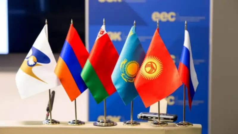 Россия призвала ЕАЭС наращивать расчеты в нацвалютах